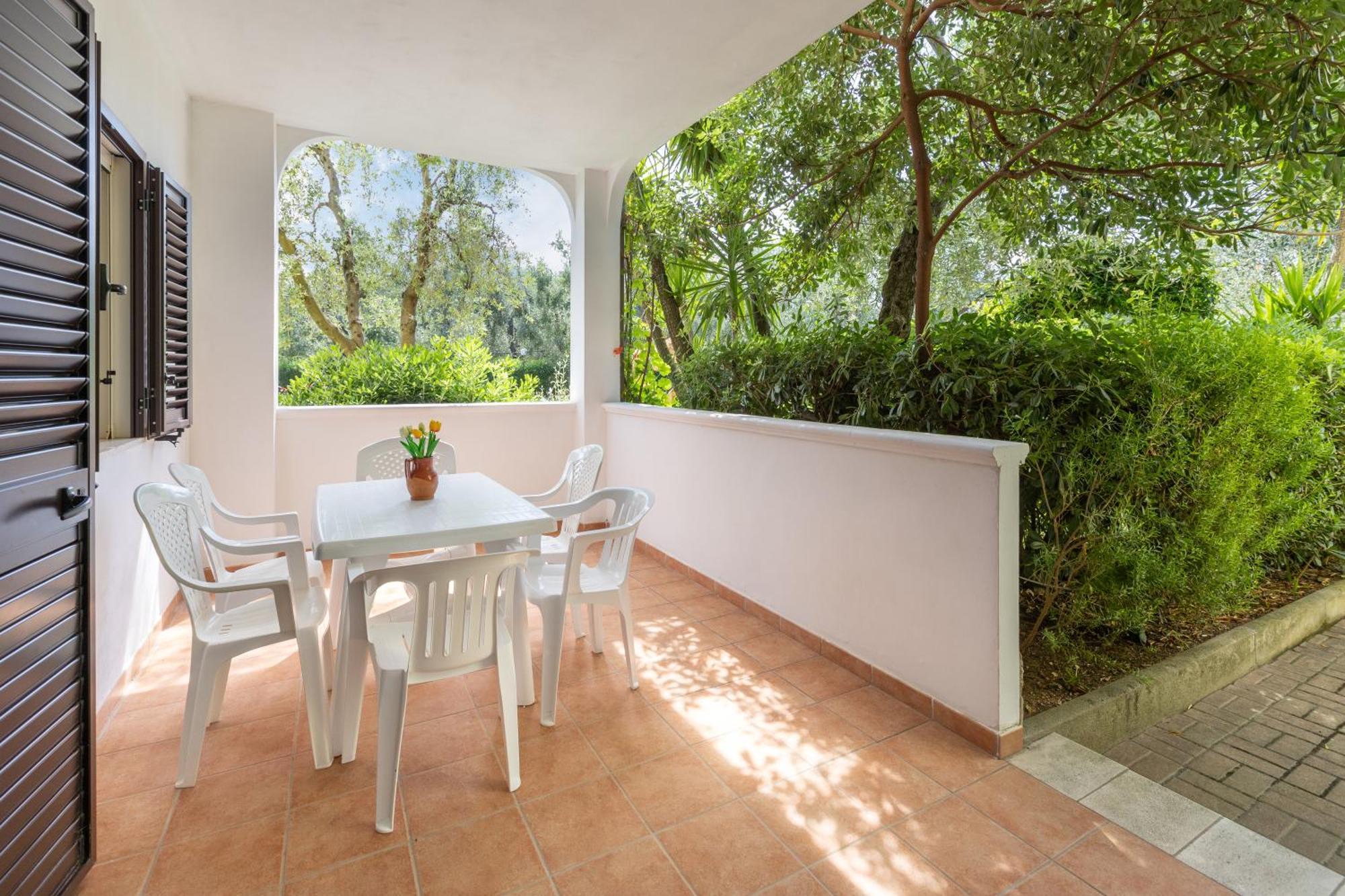 Residence Villa Le Macine Vieste Buitenkant foto